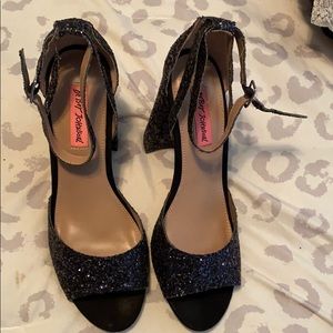 Betsey Johnson HEEL